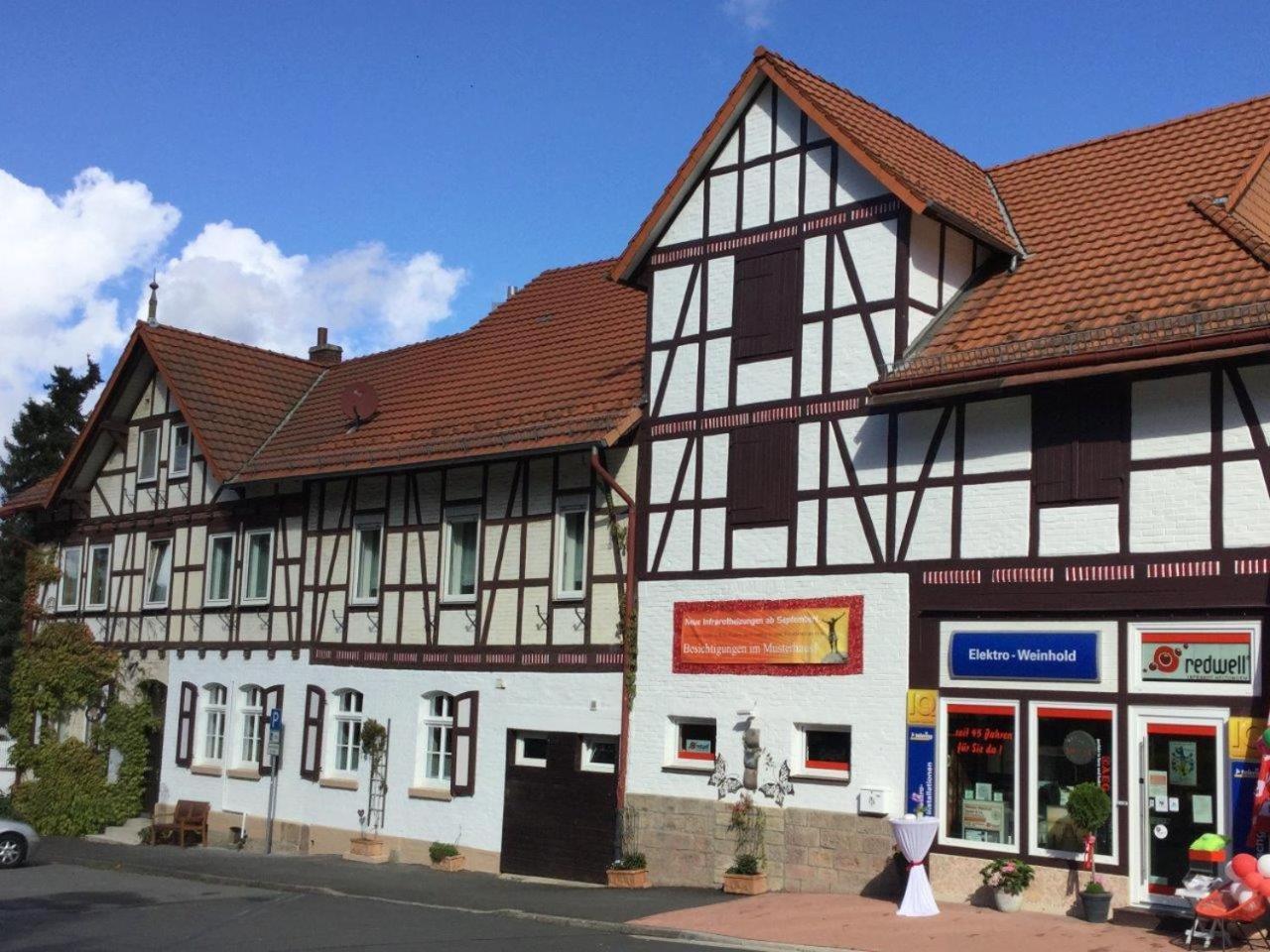 ホテル "An Der Lindenberganlage" メルズンゲン エクステリア 写真